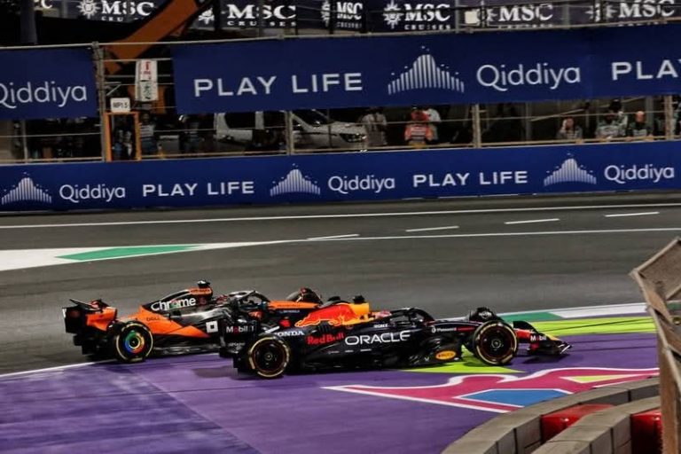 Piastri Verstappen