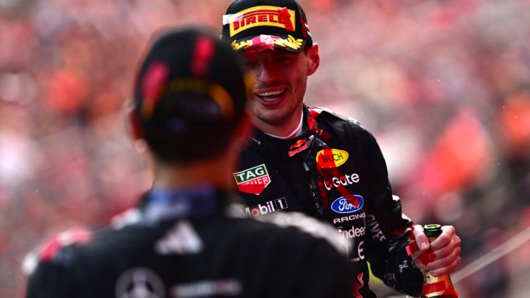 Eltaktikázta magát a Red Bull, ami Max Verstappen győzelmébe került