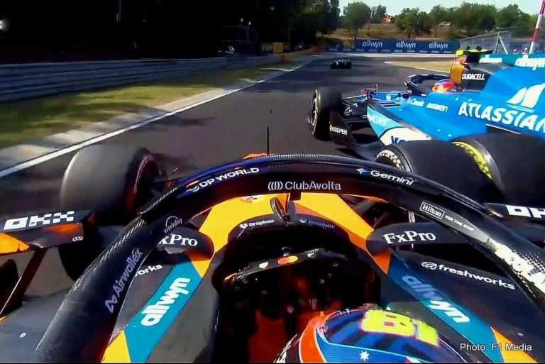 Amit Carlos Sainz csinál, az egy vicc!